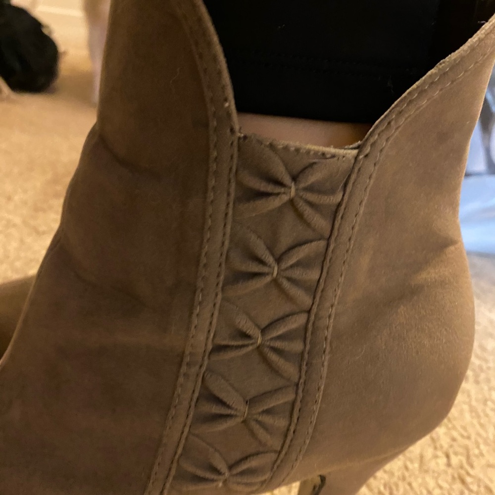 Taupe booties - Picture 8 of 10